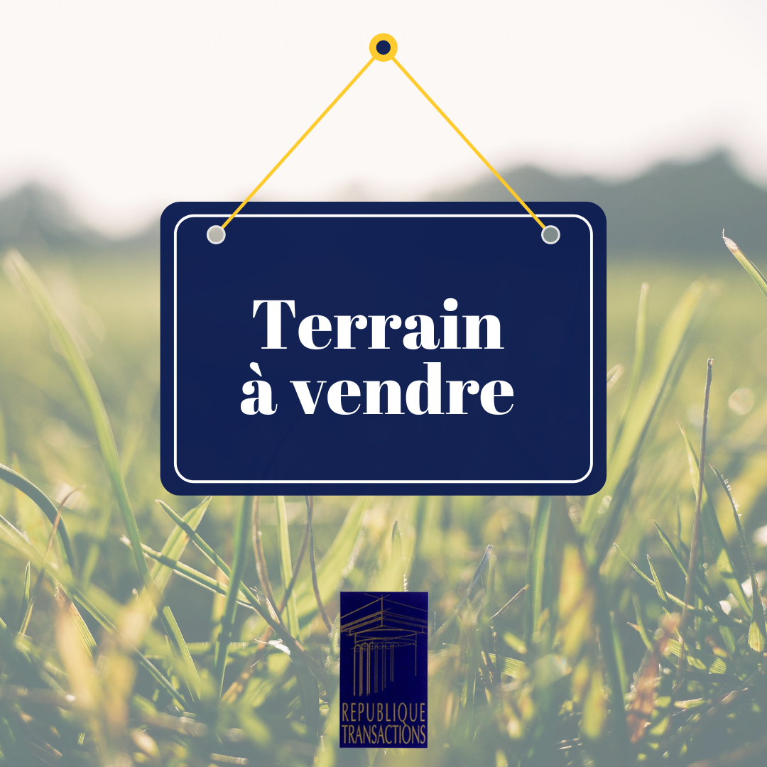 A VENDRE TERRAIN A BATIR EN BORDURE DE RIVIERE