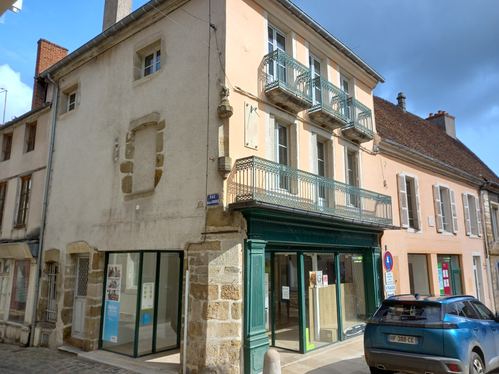 IMMEUBLE DE RAPPORT