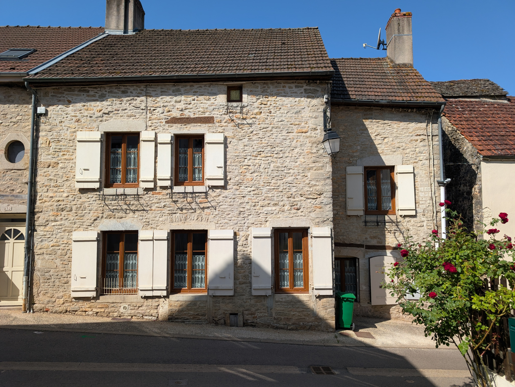 Grande maison de 179 m2 avec ascenseur privatif   Bligny-sur-Ouche
